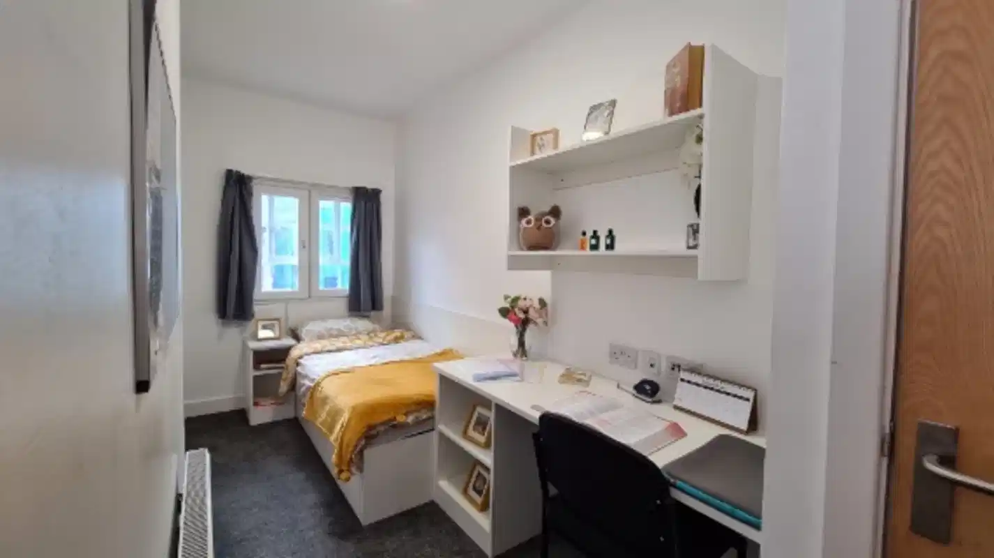 Sangha House, Leicester interior 1