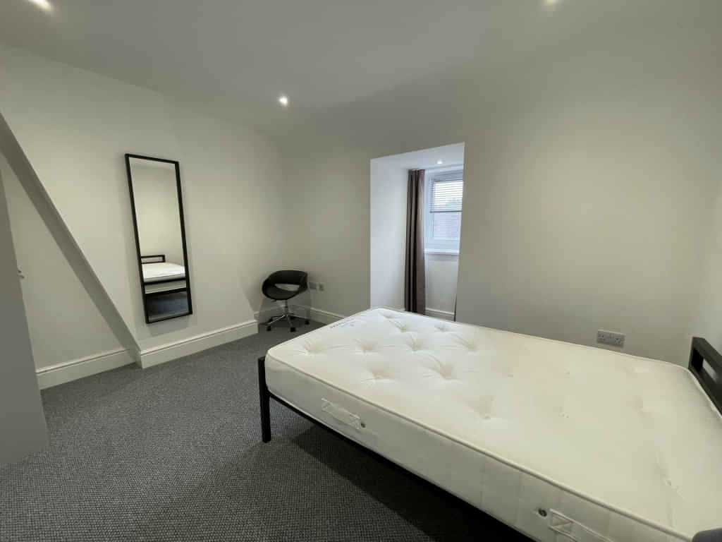 Room in a 6 Bedroom Apartment, 12 Richmond Road, Lincoln LN1 1LQ interior 1